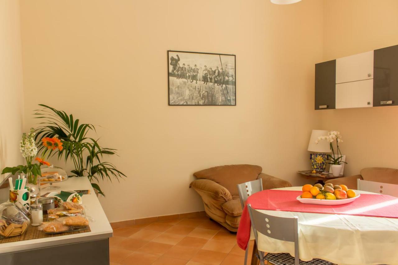 Apartament Fronte Al Porto Salerno Zewnętrze zdjęcie